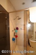 402 Duff Ln, Rolling Fields, KY 40207 photo 11