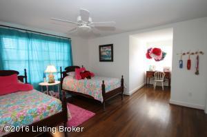 402 Duff Ln, Rolling Fields, KY 40207 photo 16