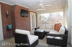 402 Duff Ln, Rolling Fields, KY 40207 photo 7