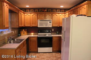 195 E Aulbern Dr, Mount Washington, KY 40047 photo 5