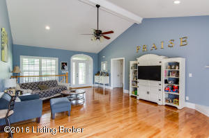 17 Silverview Ct, Smithfield, KY 40068 photo 4