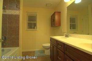 112 Ruby Ct, Radcliff, KY 40160 photo 19