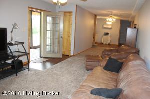 161 Wooded Hills Rd, Pendleton, KY 40055 photo 5