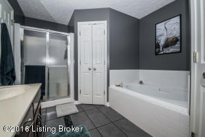 4993 Edwardsville Galena Rd, Floyds Knobs, IN 47119 photo 18