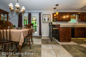 4993 Edwardsville Galena Rd, Floyds Knobs, IN 47119 photo 3