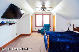 210 W 33rd St, Covington, KY 41015 photo 14