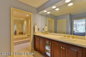 2407 Cave Spring Pl, Anchorage, KY 40223 photo 14