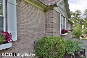 3616 Alexander Dr, La Grange, KY 40031 photo 3