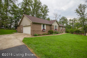 3616 Alexander Dr, La Grange, KY 40031 photo 5