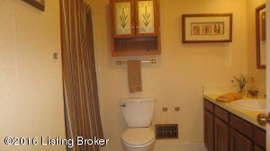 3707 Mohawk Dr, La Grange, KY 40031 photo 7