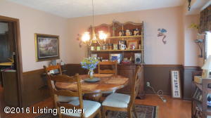 3707 Mohawk Dr, La Grange, KY 40031 photo 2