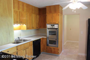 444 Eastern Dr, Radcliff, KY 40160 photo 13