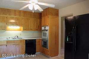 444 Eastern Dr, Radcliff, KY 40160 photo 12