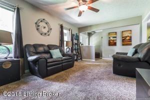 3722 Flemar Dr, Floyds Knobs, IN 47119 photo 3