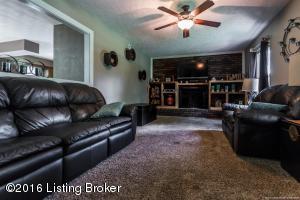 3722 Flemar Dr, Floyds Knobs, IN 47119 photo 2