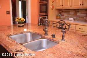 4307 Woodfield Dr, Floyds Knobs, IN 47119 photo 11