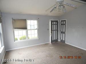 146 Chestnut St, Pendleton, KY 40055 photo 6