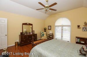 5011 Bent Creek Dr, Floyds Knobs, IN 47119 photo 36
