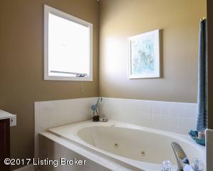 5011 Bent Creek Dr, Floyds Knobs, IN 47119 photo 40