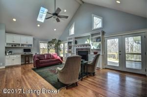 11205 Beech Rd, Anchorage, KY 40223 photo 8