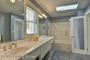 11205 Beech Rd, Anchorage, KY 40223 photo 17