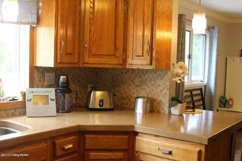 2139 Fox Trail Dr, La Grange, KY 40031 photo 8