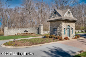 6904 Bridgepointe Blvd, Prospect, KY 40059 photo 2