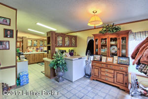 6917 Hillvale Rd, Pendleton, KY 40055 photo 3