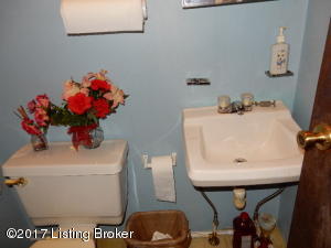 1361 Stringer Ln, Mount Washington, KY 40047 photo 15