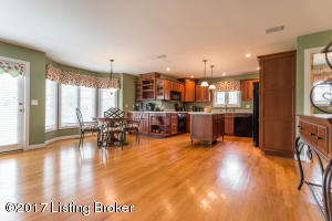 5811 Spring Meadow Dr, Georgetown, IN 47122 photo 23