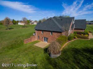 5811 Spring Meadow Dr, Georgetown, IN 47122 photo 9