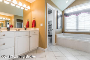 5811 Spring Meadow Dr, Georgetown, IN 47122 photo 41