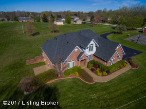 5811 Spring Meadow Dr, Georgetown, IN 47122 photo 4