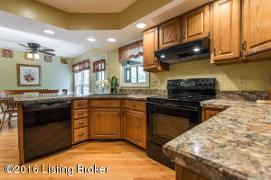4105 Doe Ridge Dr, Floyds Knobs, IN 47119 photo 12