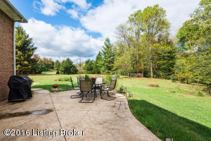 4105 Doe Ridge Dr, Floyds Knobs, IN 47119 photo 4