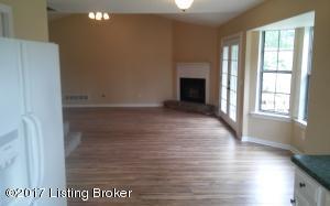  254 Butterfly Ln, Louisville, KY 40229 photo 10