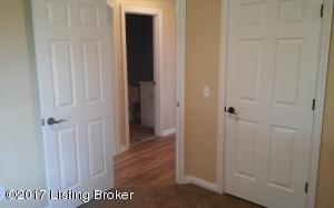  254 Butterfly Ln, Louisville, KY 40229 photo 17