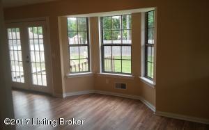  254 Butterfly Ln, Louisville, KY 40229 photo 14