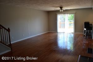 174 Beechtree Ln, Mount Washington, KY 40047 photo 4