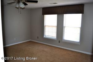 174 Beechtree Ln, Mount Washington, KY 40047 photo 26