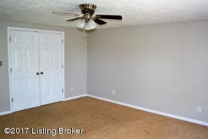 174 Beechtree Ln, Mount Washington, KY 40047 photo 27