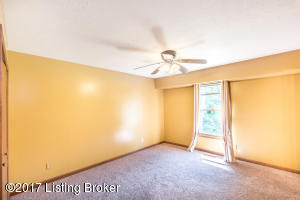 4433 Erin Dr, Floyds Knobs, IN 47119 photo 13