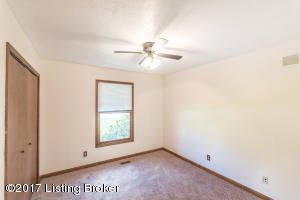 4433 Erin Dr, Floyds Knobs, IN 47119 photo 16