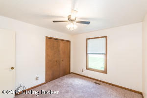 4433 Erin Dr, Floyds Knobs, IN 47119 photo 17