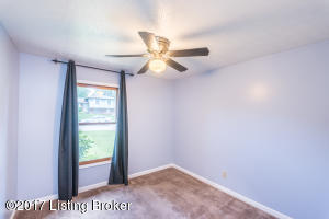 4433 Erin Dr, Floyds Knobs, IN 47119 photo 19