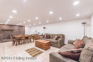 4433 Erin Dr, Floyds Knobs, IN 47119 photo 4