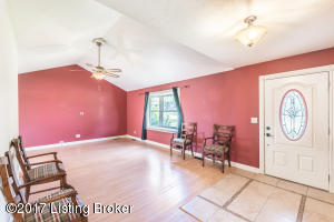 4433 Erin Dr, Floyds Knobs, IN 47119 photo 9