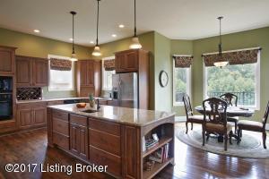 3597 Lafayette Pkwy, Floyds Knobs, IN 47119 photo 9
