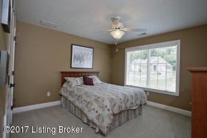 3597 Lafayette Pkwy, Floyds Knobs, IN 47119 photo 18