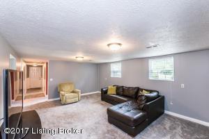 3139 Lawrence Banet Rd, Floyds Knobs, IN 47119 photo 24
